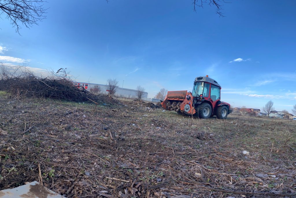 Curatare pasuni si defrisare terenuri